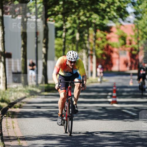 09.08.2026 - GEWOBA Citytriathlon Bremen Michael Burmester http://msf.ph/oto/9948886 09.08.2026 12:42:09 Radfahren 684, 753, 1102, 1107, 1153 meine-sportfotos.de