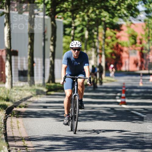 09.08.2026 - GEWOBA Citytriathlon Bremen Michael Burmester http://msf.ph/oto/9948899 09.08.2026 12:42:24 Radfahren 635, 768, 782, 870, 1102 meine-sportfotos.de