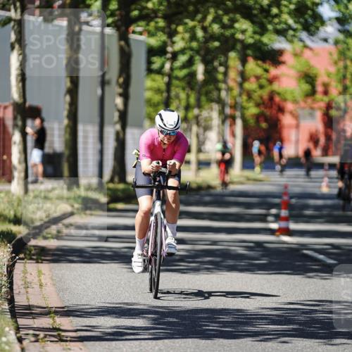 09.08.2026 - GEWOBA Citytriathlon Bremen Michael Burmester http://msf.ph/oto/9948910 09.08.2026 12:42:37 Radfahren 720, 768, 870, 885, 966 meine-sportfotos.de