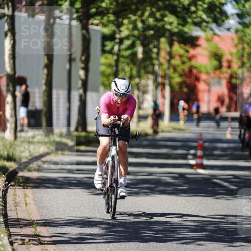09.08.2026 - GEWOBA Citytriathlon Bremen Michael Burmester http://msf.ph/oto/9948911 09.08.2026 12:42:37 Radfahren 720, 768, 870, 885, 966 meine-sportfotos.de