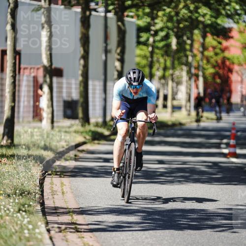 09.08.2026 - GEWOBA Citytriathlon Bremen Michael Burmester http://msf.ph/oto/9948949 09.08.2026 12:43:05 Radfahren 543, 588, 649, 785, 859, 1010 meine-sportfotos.de