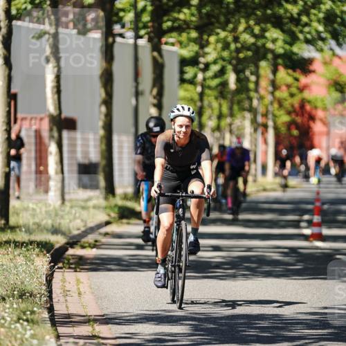 09.08.2026 - GEWOBA Citytriathlon Bremen Michael Burmester http://msf.ph/oto/9948951 09.08.2026 12:43:11 Radfahren 543, 558, 588, 649, 674, 859, 887, 945, 991, 996, 1010 meine-sportfotos.de