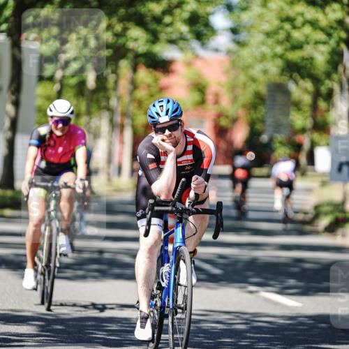 09.08.2026 - GEWOBA Citytriathlon Bremen Michael Burmester http://msf.ph/oto/9948987 09.08.2026 12:43:28 Radfahren 546, 558, 621, 643, 674, 700, 712, 732, 797, 898, 944, 989, 991, 1105, 1108, 1148 meine-sportfotos.de