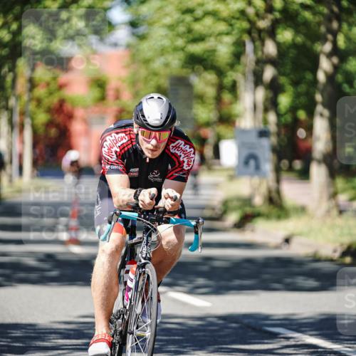 09.08.2026 - GEWOBA Citytriathlon Bremen Michael Burmester http://msf.ph/oto/9949015 09.08.2026 12:44:03 Radfahren 614, 661, 891, 951, 974 meine-sportfotos.de