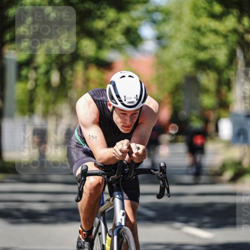 09.08.2026 - GEWOBA Citytriathlon Bremen Michael Burmester http://msf.ph/oto/9949040 09.08.2026 12:44:17 Radfahren 587, 629, 658, 660, 661, 714, 854, 891, 957, 974, 1014, 1106 meine-sportfotos.de