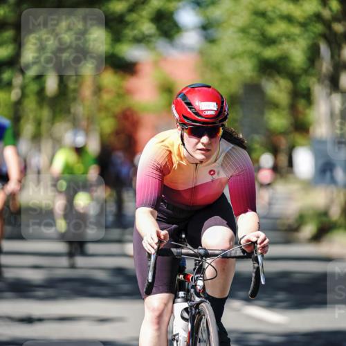 09.08.2026 - GEWOBA Citytriathlon Bremen Michael Burmester http://msf.ph/oto/9949149 09.08.2026 12:45:44 Radfahren 630, 632, 723, 791, 830, 856, 881, 908, 922, 927, 1011 meine-sportfotos.de