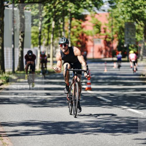 09.08.2026 - GEWOBA Citytriathlon Bremen Michael Burmester http://msf.ph/oto/9949174 09.08.2026 12:46:04 Radfahren 691, 698, 703, 746, 775, 791, 881, 899, 913, 962, 1002, 1007 meine-sportfotos.de
