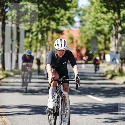 09.08.2026 - GEWOBA Citytriathlon Bremen Michael Burmester http://msf.ph/oto/9949192 09.08.2026 12:46:11 Radfahren 698, 703, 746, 775, 899, 917, 1002 meine-sportfotos.de