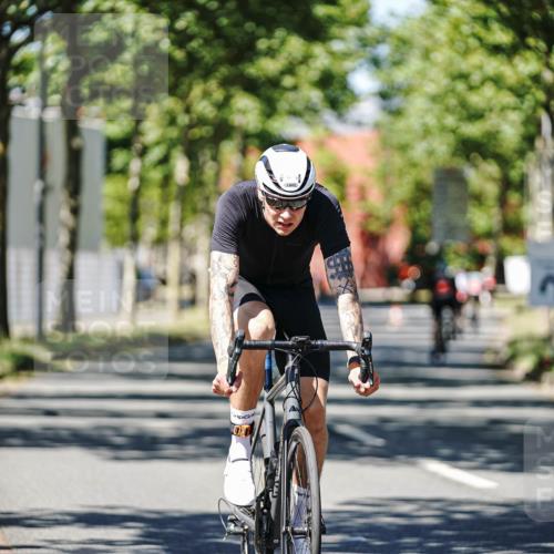09.08.2026 - GEWOBA Citytriathlon Bremen Michael Burmester http://msf.ph/oto/9949222 09.08.2026 12:46:49 Radfahren 112, 579, 591, 616, 650, 652, 692 meine-sportfotos.de