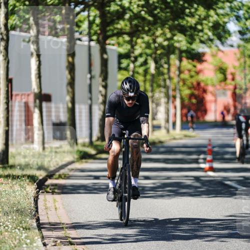 09.08.2026 - GEWOBA Citytriathlon Bremen Michael Burmester http://msf.ph/oto/9949227 09.08.2026 12:47:02 Radfahren 112, 580, 616, 692, 697 meine-sportfotos.de