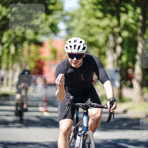 09.08.2026 - GEWOBA Citytriathlon Bremen Michael Burmester http://msf.ph/oto/9949264 09.08.2026 12:47:41 Radfahren 593, 619, 642, 719, 735, 747 meine-sportfotos.de