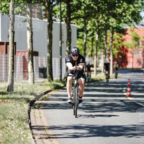 09.08.2026 - GEWOBA Citytriathlon Bremen Michael Burmester http://msf.ph/oto/9949269 09.08.2026 12:47:44 Radfahren 593, 618, 642, 719, 735, 904 meine-sportfotos.de
