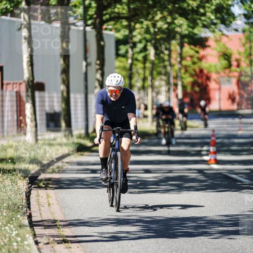 09.08.2026 - GEWOBA Citytriathlon Bremen Michael Burmester http://msf.ph/oto/9949319 09.08.2026 12:48:36 Radfahren 544, 561, 613, 645, 685, 769, 795, 822, 824, 882 meine-sportfotos.de