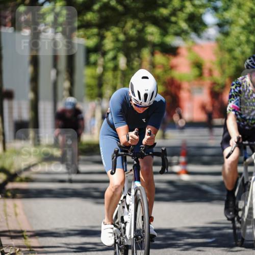 09.08.2026 - GEWOBA Citytriathlon Bremen Michael Burmester http://msf.ph/oto/9949328 09.08.2026 12:48:42 Radfahren 544, 561, 613, 645, 685, 769, 795, 822, 824, 882, 959 meine-sportfotos.de