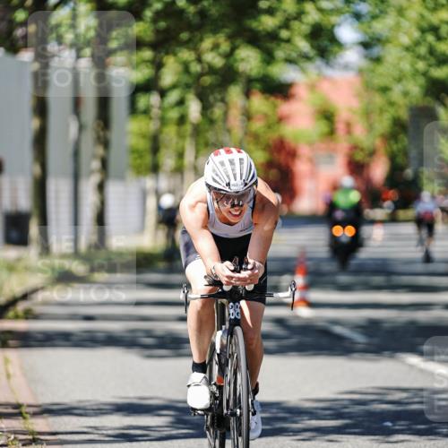 09.08.2026 - GEWOBA Citytriathlon Bremen Michael Burmester http://msf.ph/oto/9949382 09.08.2026 12:49:29 Radfahren 569, 583, 710, 757, 765, 803, 924, 963, 983, 999, 1160 meine-sportfotos.de