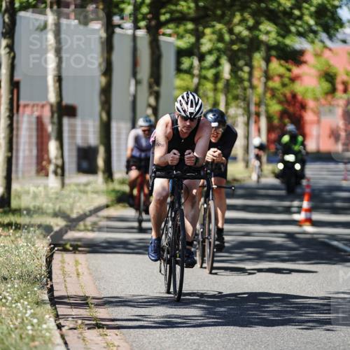 09.08.2026 - GEWOBA Citytriathlon Bremen Michael Burmester http://msf.ph/oto/9949414 09.08.2026 12:49:57 Radfahren 590, 686, 773, 777, 784, 852, 874, 946, 967, 1008 meine-sportfotos.de