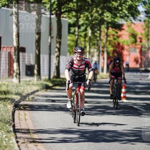 09.08.2026 - GEWOBA Citytriathlon Bremen Michael Burmester http://msf.ph/oto/9949432 09.08.2026 12:50:17 Radfahren 557, 589, 686, 875, 947, 964, 1145 meine-sportfotos.de
