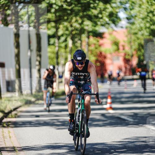 09.08.2026 - GEWOBA Citytriathlon Bremen Michael Burmester http://msf.ph/oto/9949438 09.08.2026 12:50:30 Radfahren 589, 737, 964, 993, 1158 meine-sportfotos.de