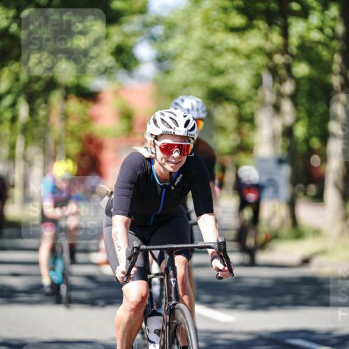 09.08.2026 - GEWOBA Citytriathlon Bremen Michael Burmester http://msf.ph/oto/9949455 09.08.2026 12:50:43 Radfahren 594, 648, 730, 737, 794, 799, 932, 993, 1016, 1137, 1139, 1158 meine-sportfotos.de