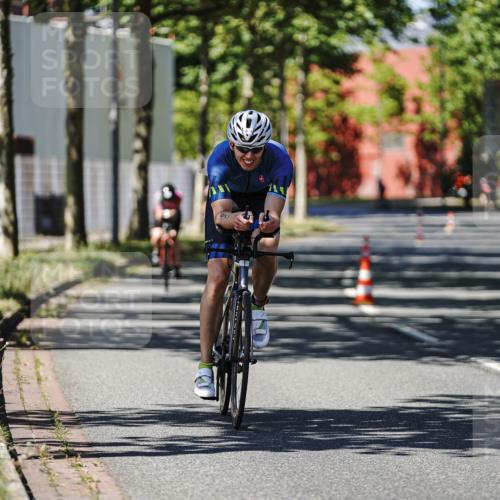 09.08.2026 - GEWOBA Citytriathlon Bremen Michael Burmester http://msf.ph/oto/9949464 09.08.2026 12:50:53 Radfahren 624, 730, 799, 808, 879, 932, 987, 1016, 1137, 1139 meine-sportfotos.de
