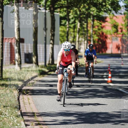 09.08.2026 - GEWOBA Citytriathlon Bremen Michael Burmester http://msf.ph/oto/9949517 09.08.2026 12:51:54 Radfahren 545, 582, 615, 867, 990, 1013, 1143 meine-sportfotos.de