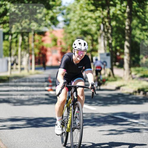 09.08.2026 - GEWOBA Citytriathlon Bremen Michael Burmester http://msf.ph/oto/9949601 09.08.2026 12:54:48 Radfahren 541, 596, 623, 695, 733, 744, 935, 1118, 1142 meine-sportfotos.de