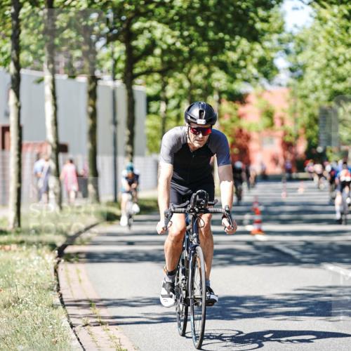 09.08.2026 - GEWOBA Citytriathlon Bremen Michael Burmester http://msf.ph/oto/9949604 09.08.2026 12:54:59 Radfahren 541, 568, 623, 695, 745, 839, 935 meine-sportfotos.de