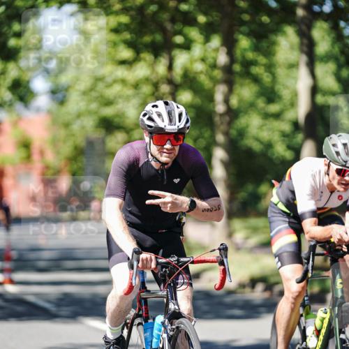 09.08.2026 - GEWOBA Citytriathlon Bremen Michael Burmester http://msf.ph/oto/9949673 09.08.2026 12:56:06 Radfahren 564, 612, 667, 763, 780, 810, 819, 897, 1005, 1126, 1156 meine-sportfotos.de