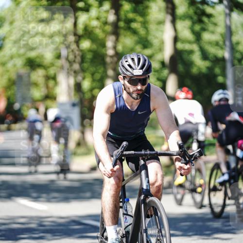 09.08.2026 - GEWOBA Citytriathlon Bremen Michael Burmester http://msf.ph/oto/9949681 09.08.2026 12:56:13 Radfahren 564, 664, 667, 673, 763, 780, 810, 819, 897, 912, 1005, 1126 meine-sportfotos.de