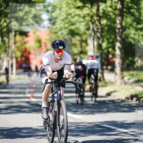 09.08.2026 - GEWOBA Citytriathlon Bremen Michael Burmester http://msf.ph/oto/9949682 09.08.2026 12:56:14 Radfahren 564, 664, 673, 759, 763, 780, 810, 819, 897, 912, 1005, 1126 meine-sportfotos.de