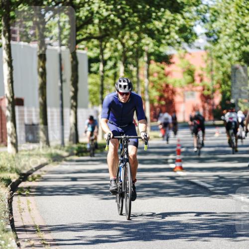 09.08.2026 - GEWOBA Citytriathlon Bremen Michael Burmester http://msf.ph/oto/9949685 09.08.2026 12:56:16 Radfahren 564, 664, 673, 759, 780, 810, 819, 912, 1017, 1126 meine-sportfotos.de