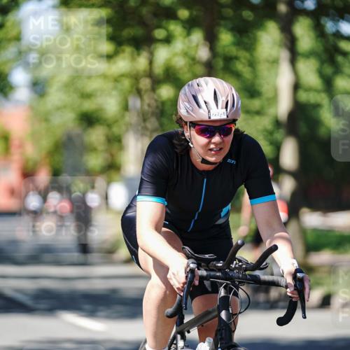 09.08.2026 - GEWOBA Citytriathlon Bremen Michael Burmester http://msf.ph/oto/9949703 09.08.2026 12:56:29 Radfahren 664, 671, 727, 759, 774, 848, 871, 902, 912, 1017, 1113 meine-sportfotos.de