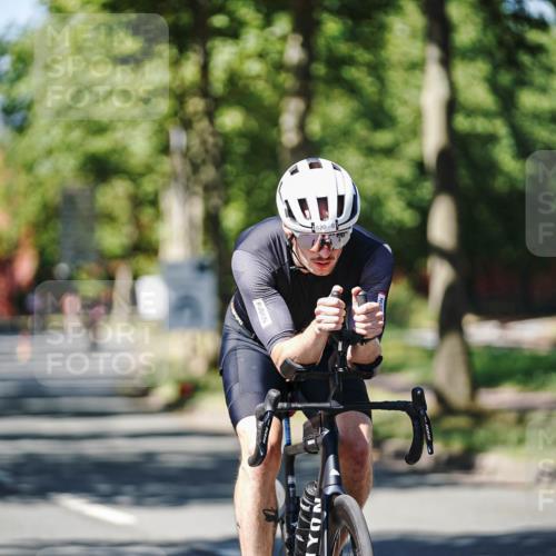 09.08.2026 - GEWOBA Citytriathlon Bremen Michael Burmester http://msf.ph/oto/9949725 09.08.2026 12:56:57 Radfahren 601, 620, 637, 696, 740, 767, 896, 1012 meine-sportfotos.de