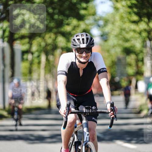 09.08.2026 - GEWOBA Citytriathlon Bremen Michael Burmester http://msf.ph/oto/9949735 09.08.2026 12:57:05 Radfahren 601, 620, 637, 696, 740, 766, 767, 844, 896, 972, 1012, 1109 meine-sportfotos.de