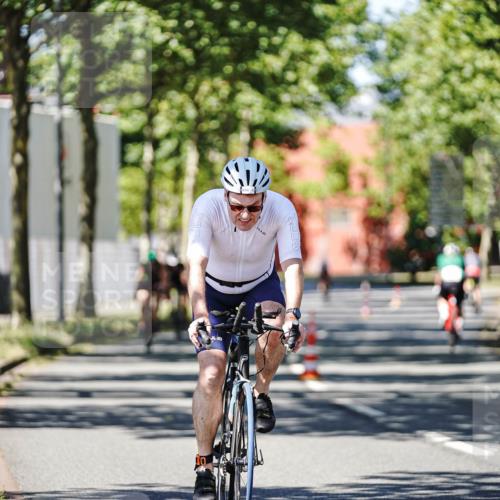 09.08.2026 - GEWOBA Citytriathlon Bremen Michael Burmester http://msf.ph/oto/9949736 09.08.2026 12:57:07 Radfahren 601, 620, 637, 696, 766, 806, 844, 896, 972, 1012, 1109 meine-sportfotos.de