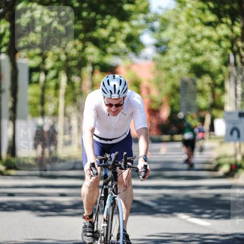 09.08.2026 - GEWOBA Citytriathlon Bremen Michael Burmester http://msf.ph/oto/9949738 09.08.2026 12:57:07 Radfahren 601, 620, 637, 696, 766, 806, 844, 896, 972, 1012, 1109 meine-sportfotos.de