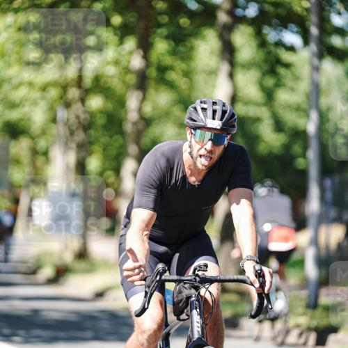09.08.2026 - GEWOBA Citytriathlon Bremen Michael Burmester http://msf.ph/oto/9949764 09.08.2026 12:57:32 Radfahren 603, 701, 702, 834, 838, 858, 982, 1153 meine-sportfotos.de