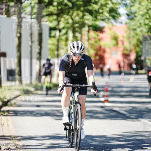 09.08.2026 - GEWOBA Citytriathlon Bremen Michael Burmester http://msf.ph/oto/9949769 09.08.2026 12:57:41 Radfahren 627, 701, 702, 707, 834, 888, 1136, 1153 meine-sportfotos.de