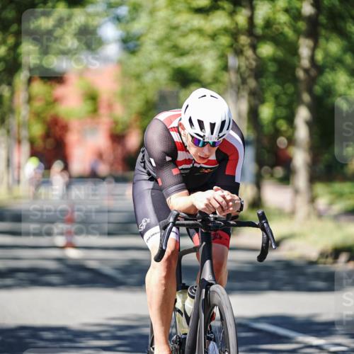 09.08.2026 - GEWOBA Citytriathlon Bremen Michael Burmester http://msf.ph/oto/9949781 09.08.2026 12:57:50 Radfahren 627, 707, 711, 809, 888, 919, 954, 998, 1136, 1153 meine-sportfotos.de