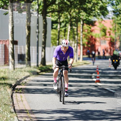 09.08.2026 - GEWOBA Citytriathlon Bremen Michael Burmester http://msf.ph/oto/9949898 09.08.2026 13:00:06 Radfahren 543, 674, 771, 849, 942, 1159 meine-sportfotos.de