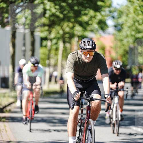 09.08.2026 - GEWOBA Citytriathlon Bremen Michael Burmester http://msf.ph/oto/9949925 09.08.2026 13:00:34 Radfahren 621, 633, 649, 661, 700, 720, 870, 915, 940, 989, 1010, 1104, 1123 meine-sportfotos.de