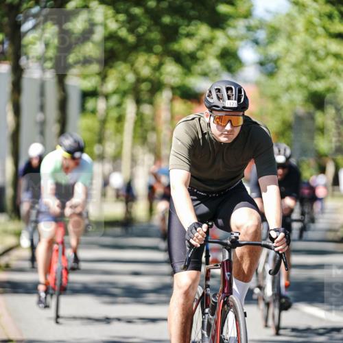 09.08.2026 - GEWOBA Citytriathlon Bremen Michael Burmester http://msf.ph/oto/9949926 09.08.2026 13:00:34 Radfahren 621, 633, 649, 661, 700, 720, 870, 915, 940, 989, 1010, 1104, 1123 meine-sportfotos.de