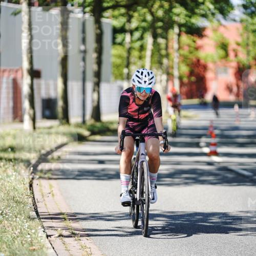 09.08.2026 - GEWOBA Citytriathlon Bremen Michael Burmester http://msf.ph/oto/9949938 09.08.2026 13:00:43 Radfahren 621, 633, 649, 700, 720, 870, 915, 933, 940, 989, 1004, 1104, 1107, 1123 meine-sportfotos.de