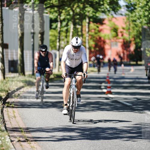 09.08.2026 - GEWOBA Citytriathlon Bremen Michael Burmester http://msf.ph/oto/9949956 09.08.2026 13:01:02 Radfahren 558, 643, 644, 782, 785, 843, 944, 1004, 1107 meine-sportfotos.de