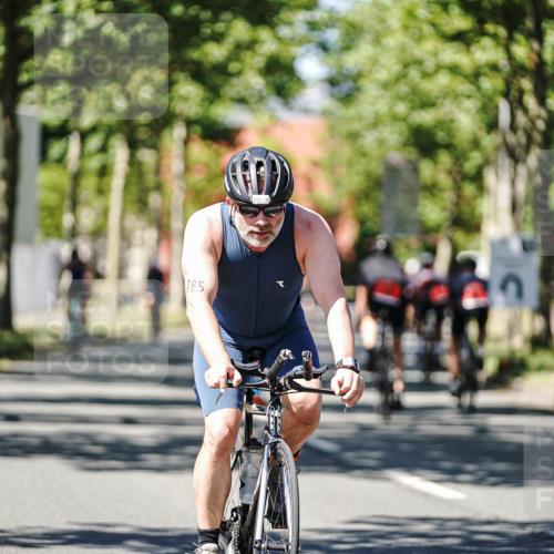 09.08.2026 - GEWOBA Citytriathlon Bremen Michael Burmester http://msf.ph/oto/9949960 09.08.2026 13:01:04 Radfahren 558, 643, 644, 782, 785, 843, 944 meine-sportfotos.de