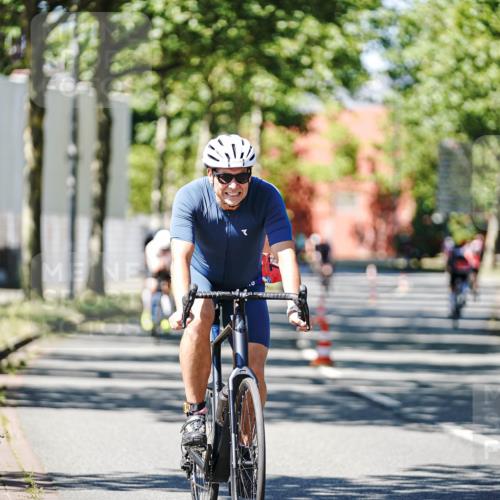 09.08.2026 - GEWOBA Citytriathlon Bremen Michael Burmester http://msf.ph/oto/9949968 09.08.2026 13:01:11 Radfahren 551, 558, 643, 644, 782, 785, 797, 801, 843, 944 meine-sportfotos.de