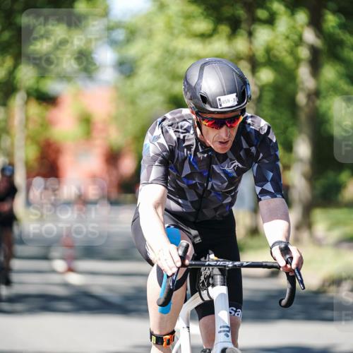 09.08.2026 - GEWOBA Citytriathlon Bremen Michael Burmester http://msf.ph/oto/9949987 09.08.2026 13:01:30 Radfahren 551, 556, 631, 666, 669, 690, 714, 775, 801, 854, 859, 862, 878, 991, 1140 meine-sportfotos.de