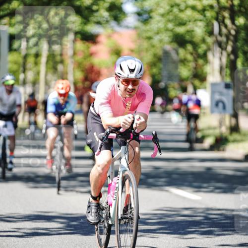 09.08.2026 - GEWOBA Citytriathlon Bremen Michael Burmester http://msf.ph/oto/9950028 09.08.2026 13:02:01 Radfahren 546, 610, 731, 764, 813, 887, 889, 957, 1125 meine-sportfotos.de
