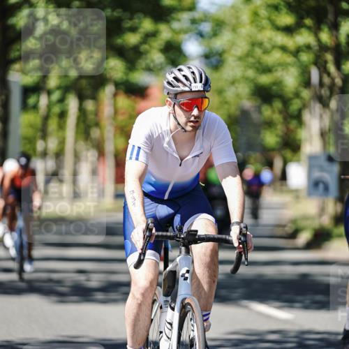 09.08.2026 - GEWOBA Citytriathlon Bremen Michael Burmester http://msf.ph/oto/9950036 09.08.2026 13:02:04 Radfahren 546, 610, 629, 731, 813, 887, 889, 890, 957, 1125 meine-sportfotos.de