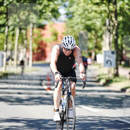 09.08.2026 - GEWOBA Citytriathlon Bremen Michael Burmester http://msf.ph/oto/9950039 09.08.2026 13:02:07 Radfahren 546, 610, 629, 731, 813, 887, 889, 890, 957, 1125 meine-sportfotos.de
